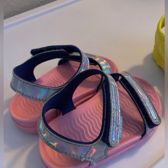 Native sandals - Picture 3 of 3